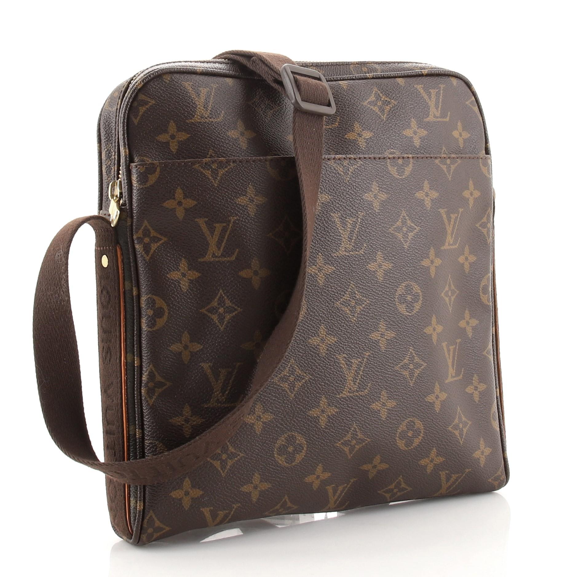 Louis Vuitton Beaubourg Weekender Bag Monogram Canvas GM at 1stDibs