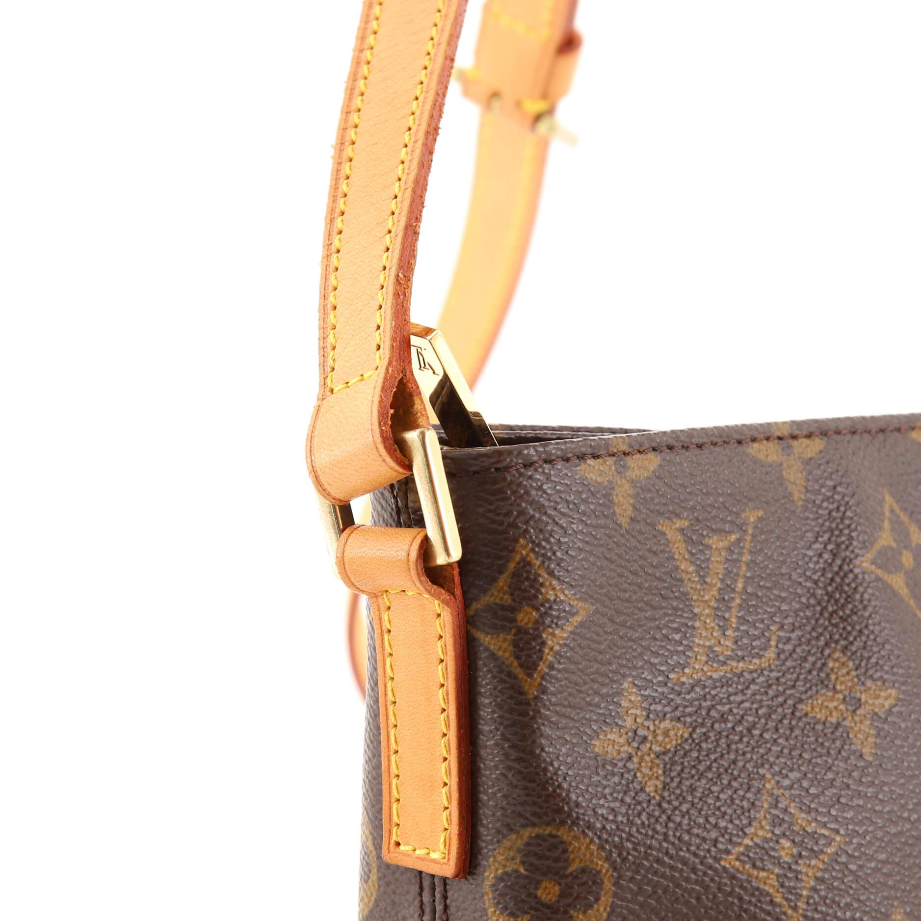 Louis Vuitton Trotteur Handbag Monogram Canvas 3