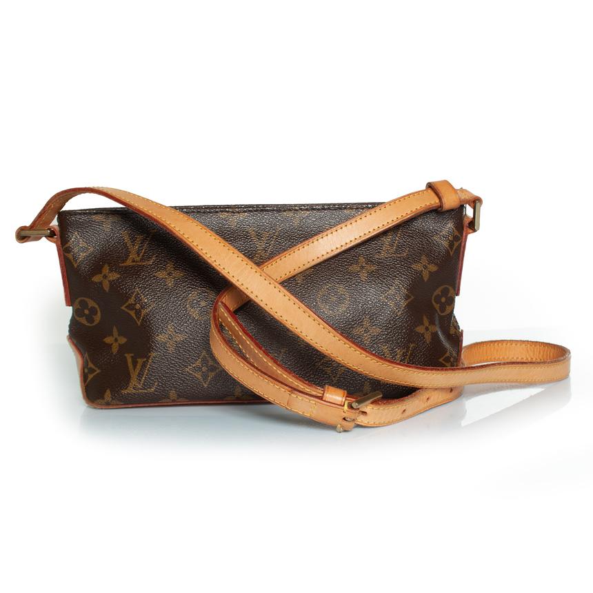 Louis Vuitton, Trotteur in monogram canvas In Good Condition For Sale In AMSTERDAM, NL