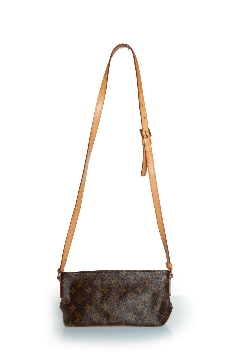 Louis Vuitton, Trotteur in monogram canvas For Sale 4