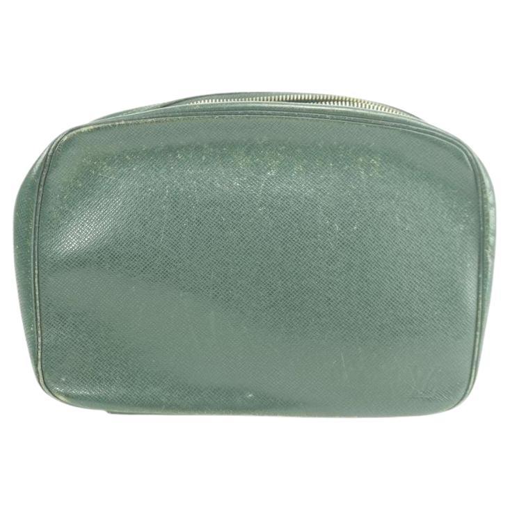 Louis Vuitton Trousse Toilery Pouch Gm 232555 Green Taiga Leather Wristlet For Sale
