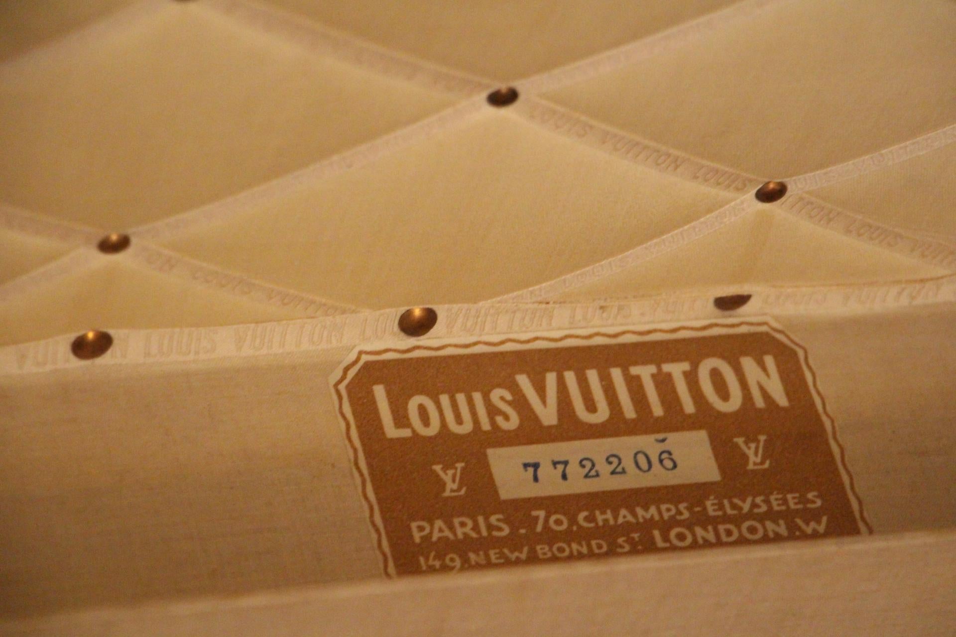 Louis Vuitton Trunk, Louis Vuitton Steamer Trunk, Louis Vuitton Courrier 11