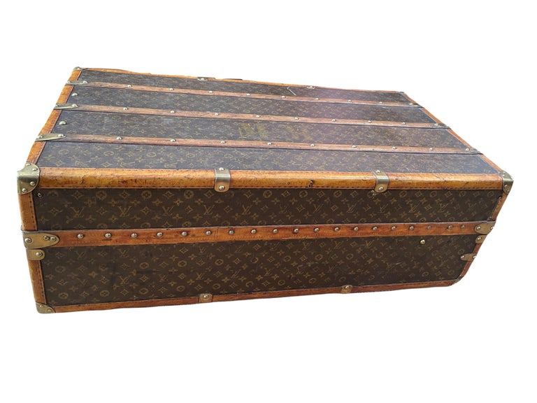 Louis Vuitton trunk sells for £4,600 - H&H Auction Rooms