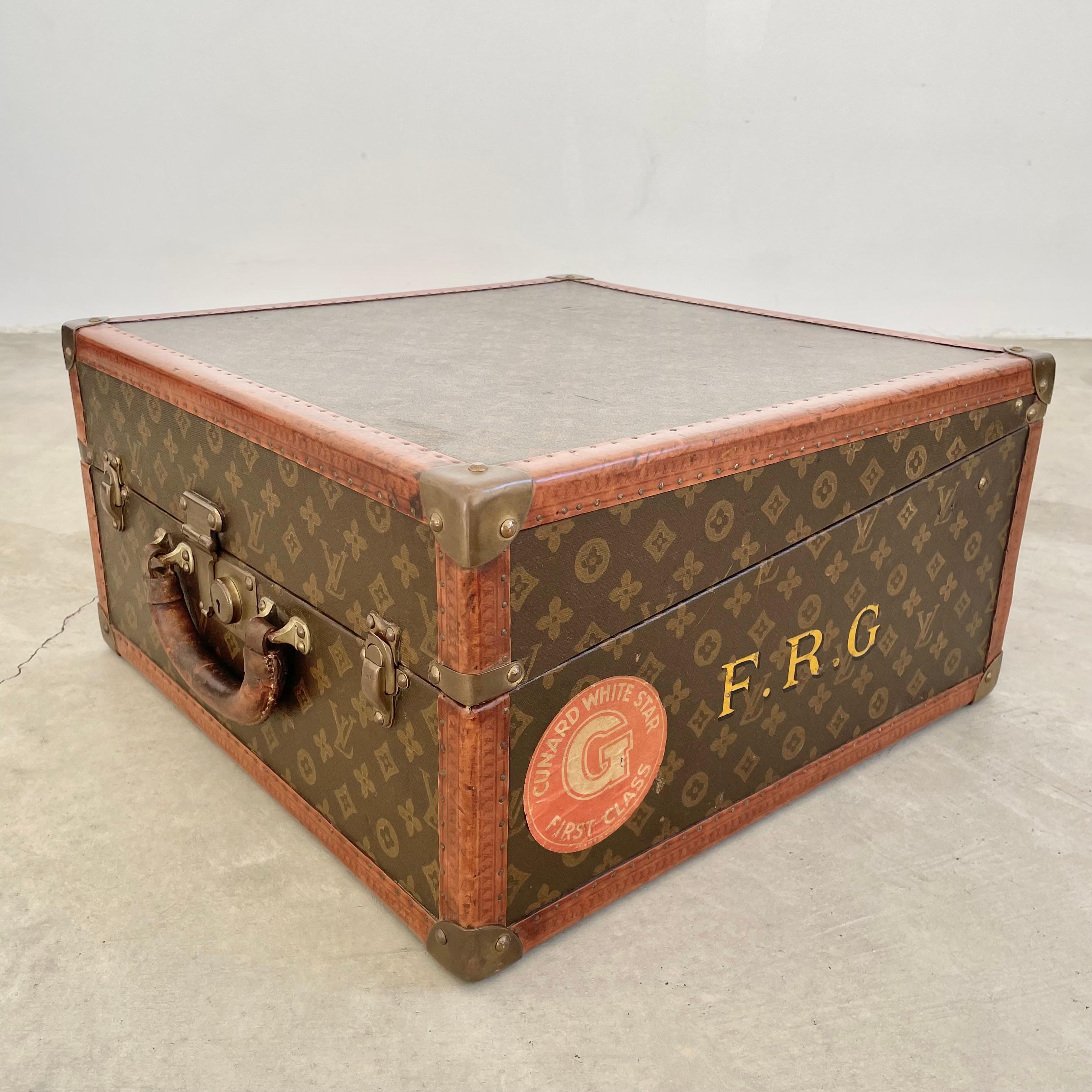 Gepäckstück von Louis Vuitton, Frankreich 1940er Jahre im Angebot 6