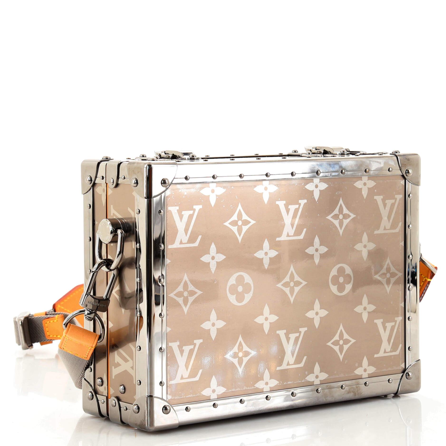 lv box clutch