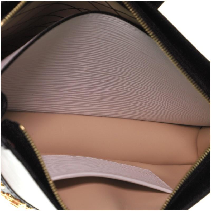 Louis Vuitton Trunk Clutch in pelle di Epi 1