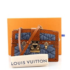 Louis Vuitton Trunk Clutch Malletage Denim con Monogram in Pelle