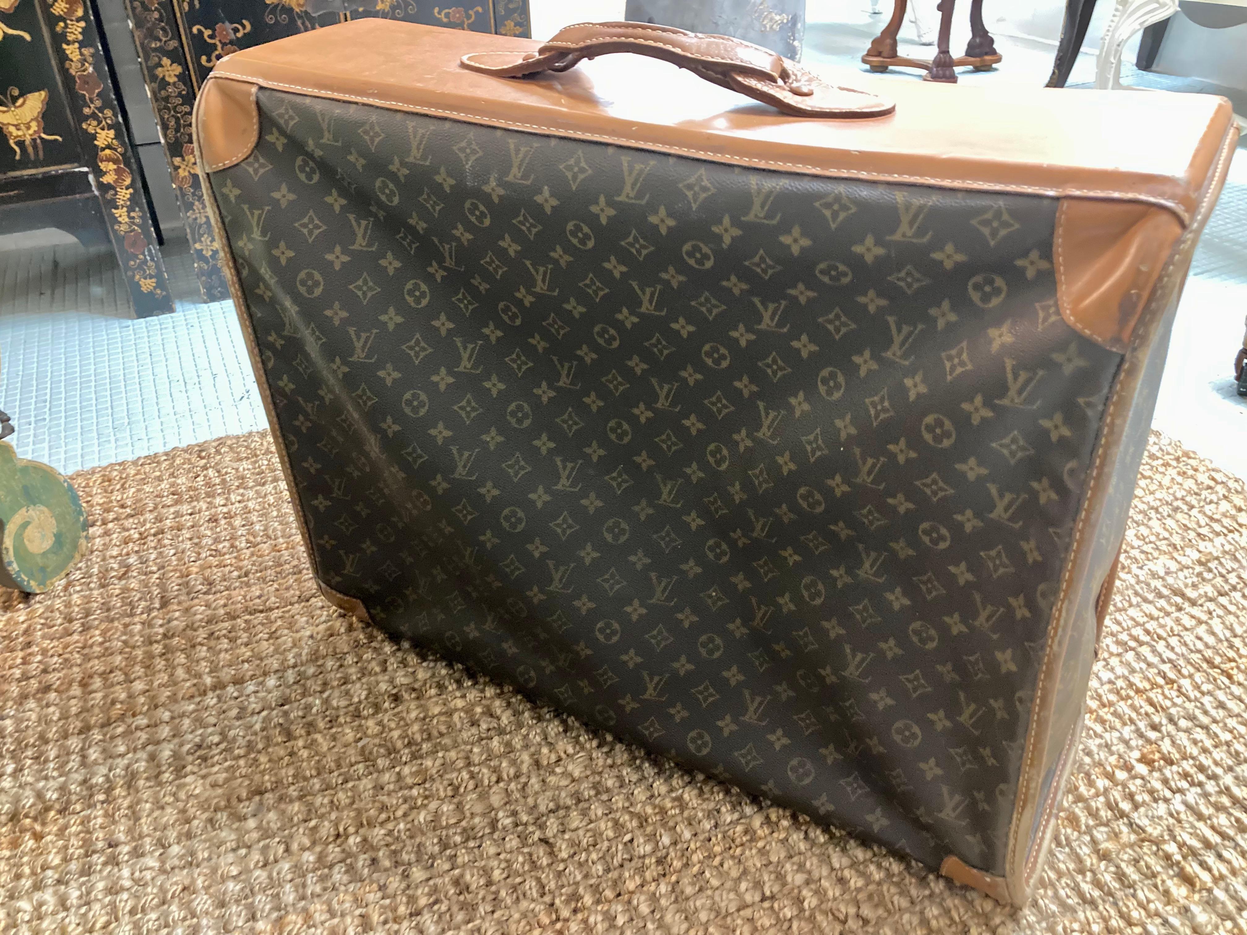 Louis Vuitton Trunk In Good Condition In Los Angeles, CA