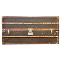 Louis Vuitton Trunk