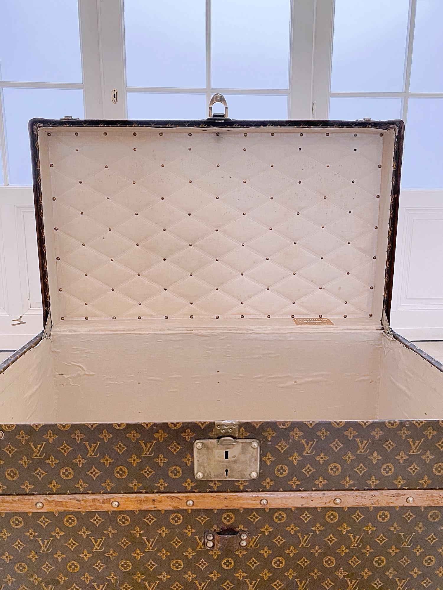 Louis Vuitton Trunk from High Nobility House of Thurn & Taxis, 1910s, France In Good Condition In Biebergemund, Hessen
