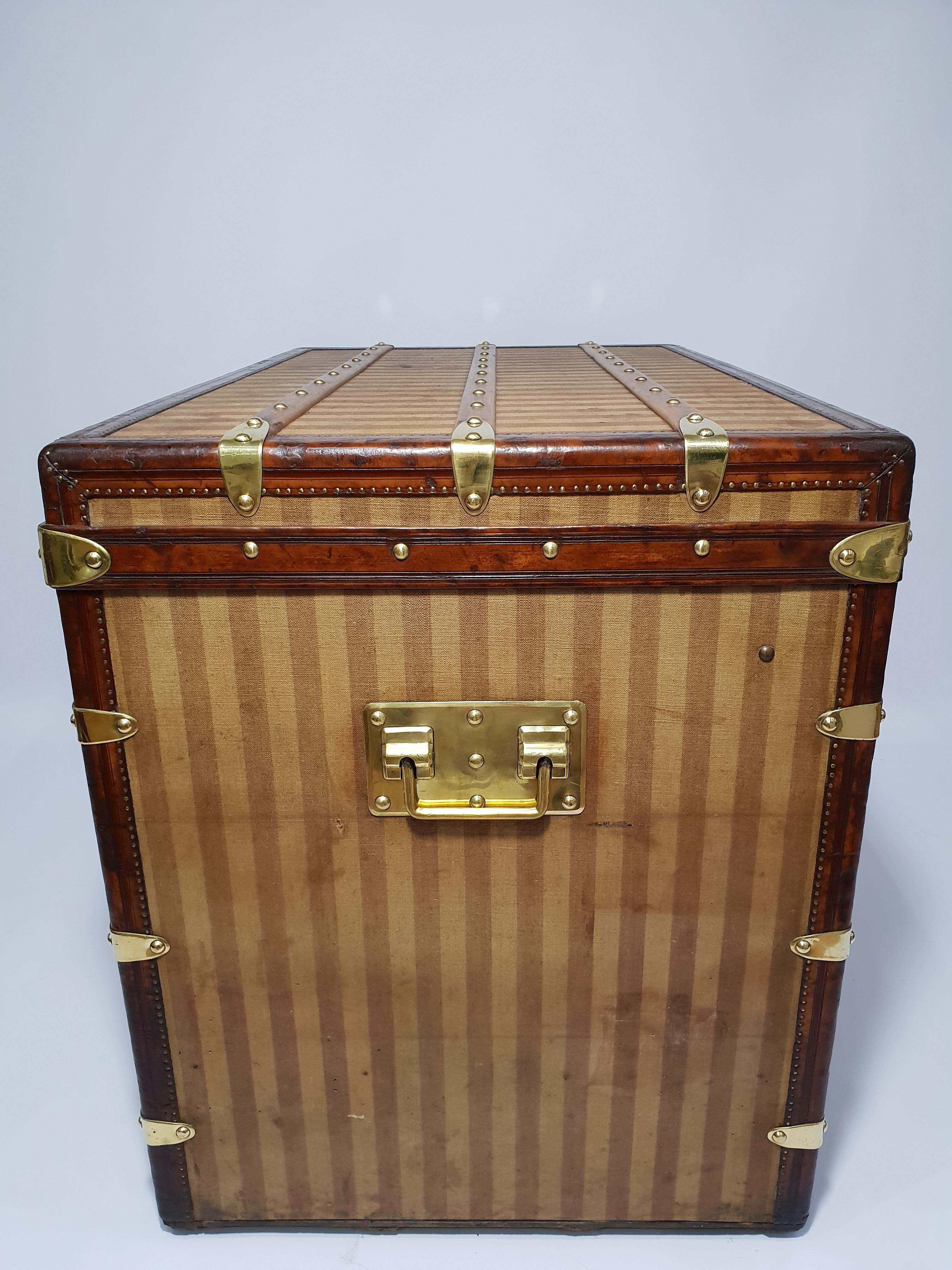 Louis Vuitton Trunk Haut Courier Rayee Trunk from 1870s For Sale 3