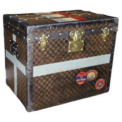 Louis Vuitton Trunk in Checkered Pattern, 60 cm Damier Louis Vuitton Hat Trunk