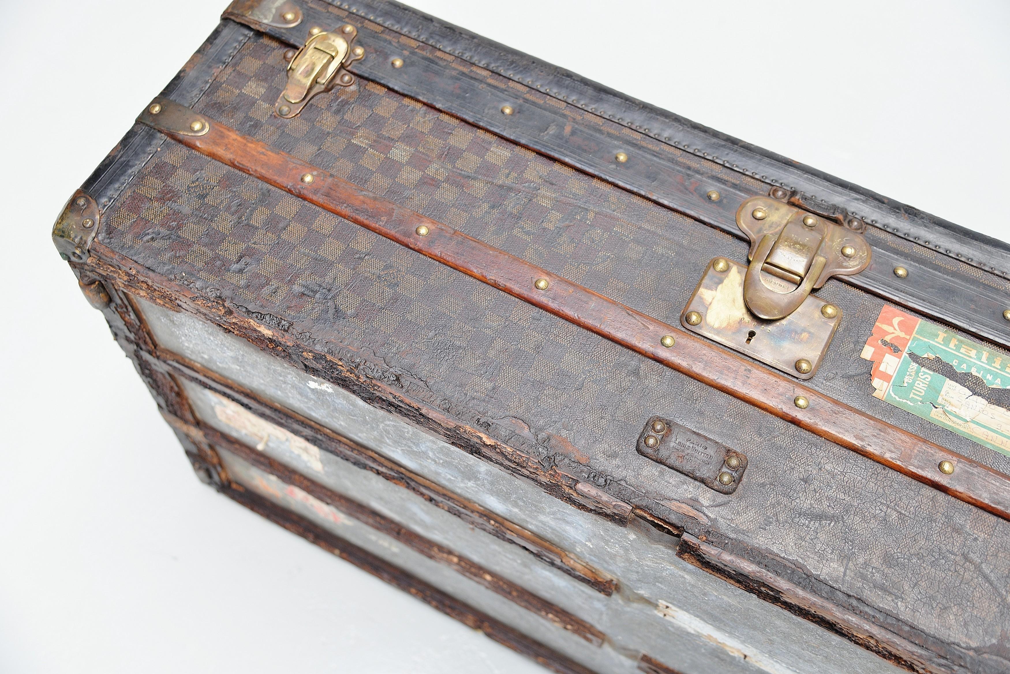 Baúl Louis Vuitton de lona Damier, década de 1910 8