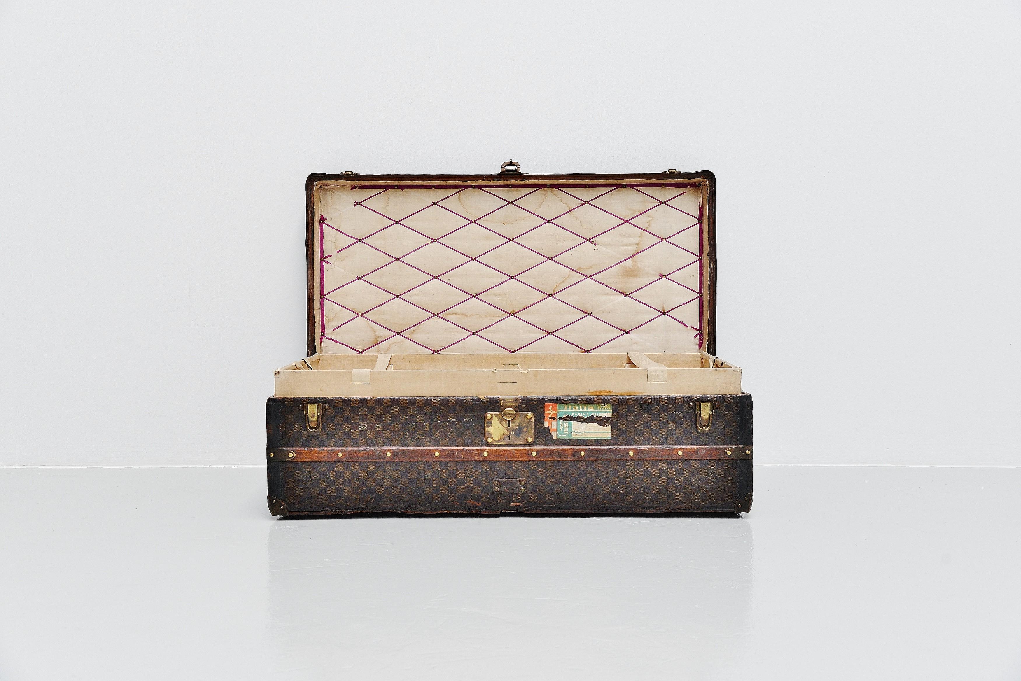 Gray Louis Vuitton Trunk in Damier Canvas, 1910s