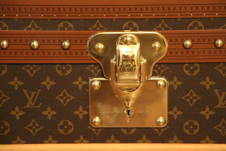 Louis Vuitton Trunk in Monogram Canvas,Louis Vuitton Steamer Trunk In Excellent Condition For Sale In Saint-Ouen, FR