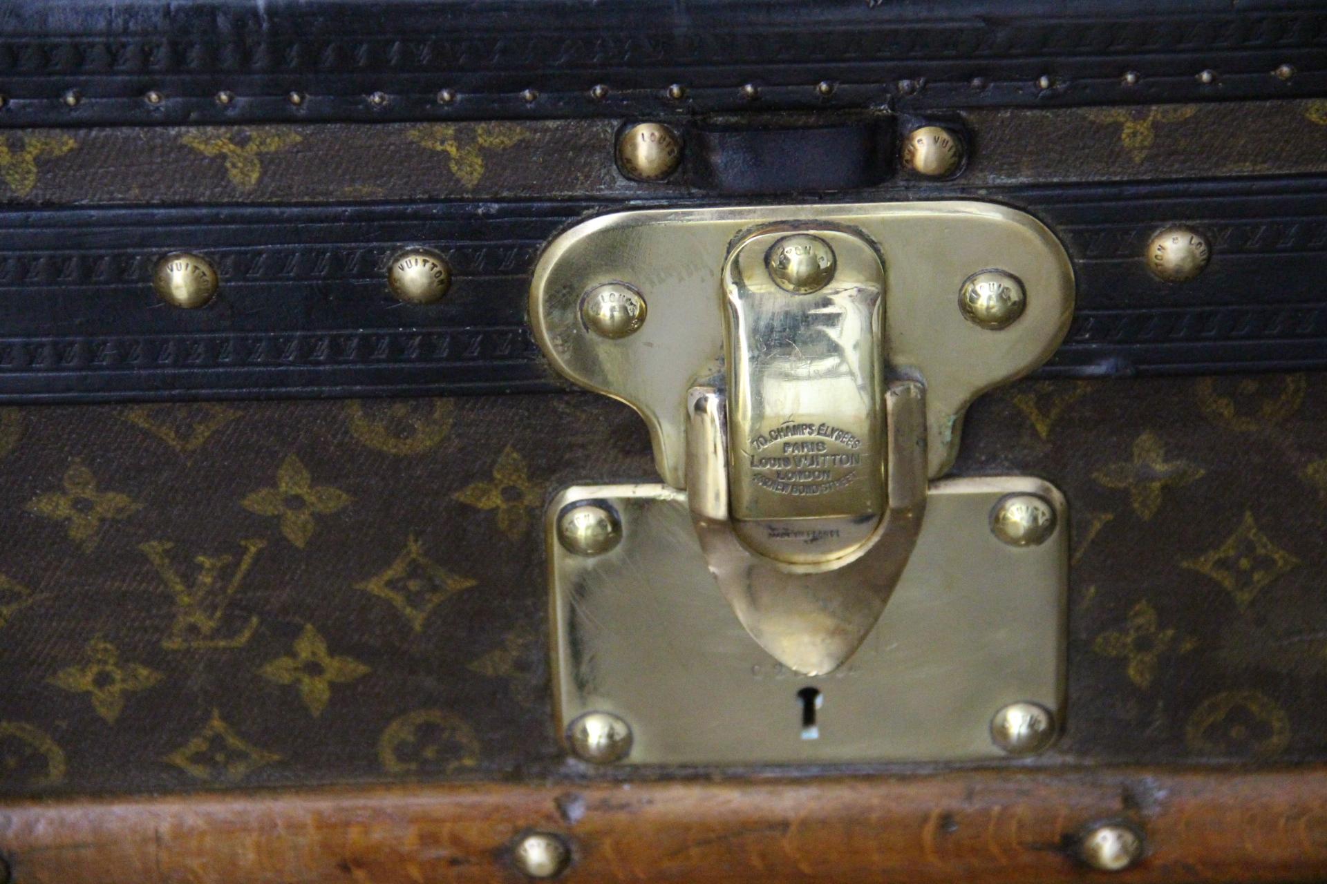 Louis Vuitton-Truhe in Monogramm Segeltuch, Vuitton-Dampfer-Truhe 110 cm im Zustand „Gut“ im Angebot in Saint-Ouen, FR