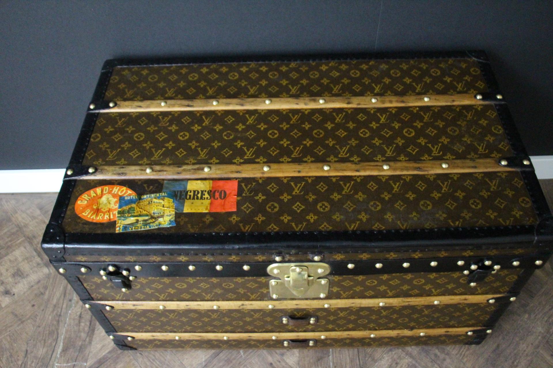 Louis Vuitton Trunk in Monogram Canvas, Vuitton Steamer Trunk 80 cm For Sale 5