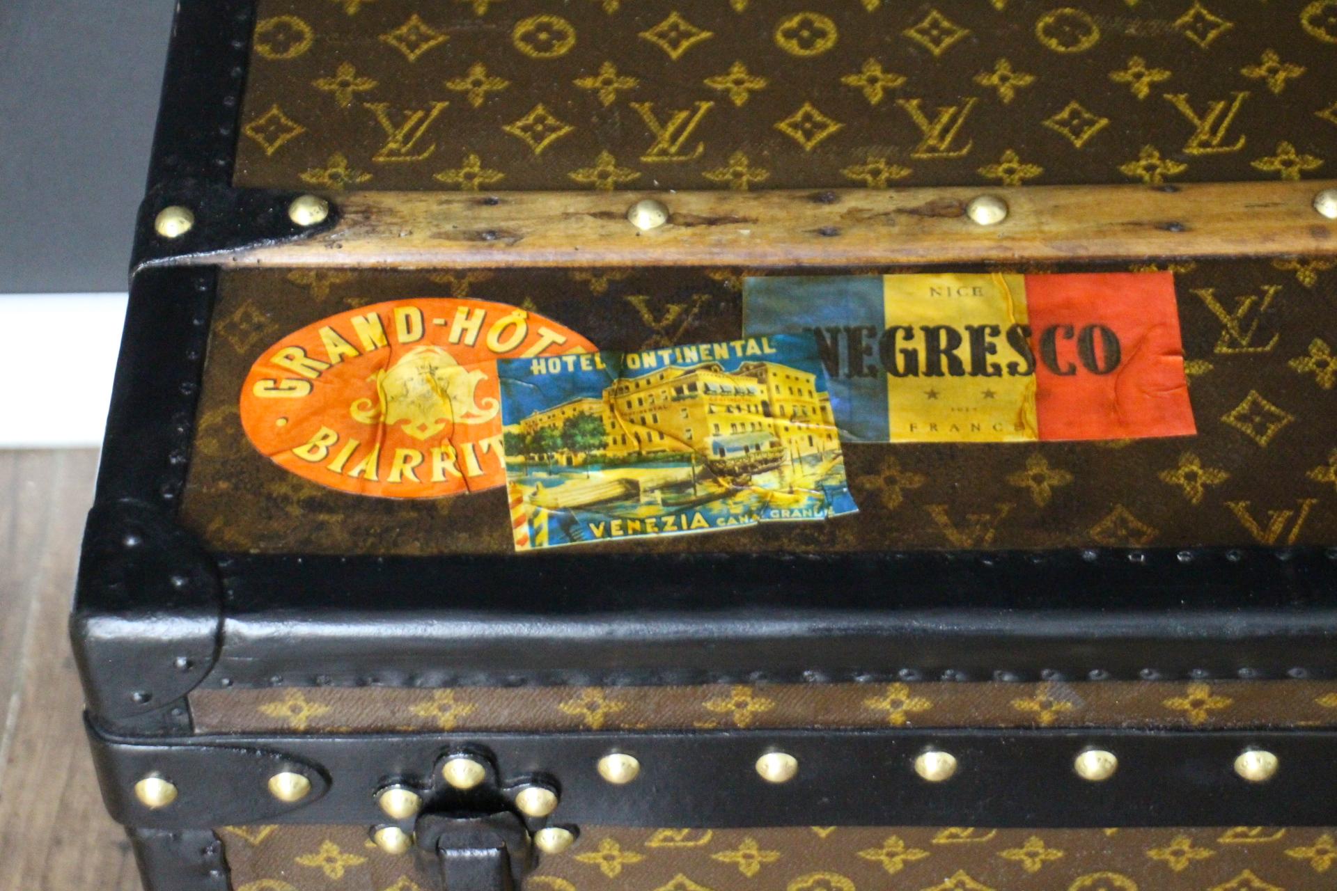 Louis Vuitton Trunk in Monogram Canvas, Vuitton Steamer Trunk 80 cm For Sale 6