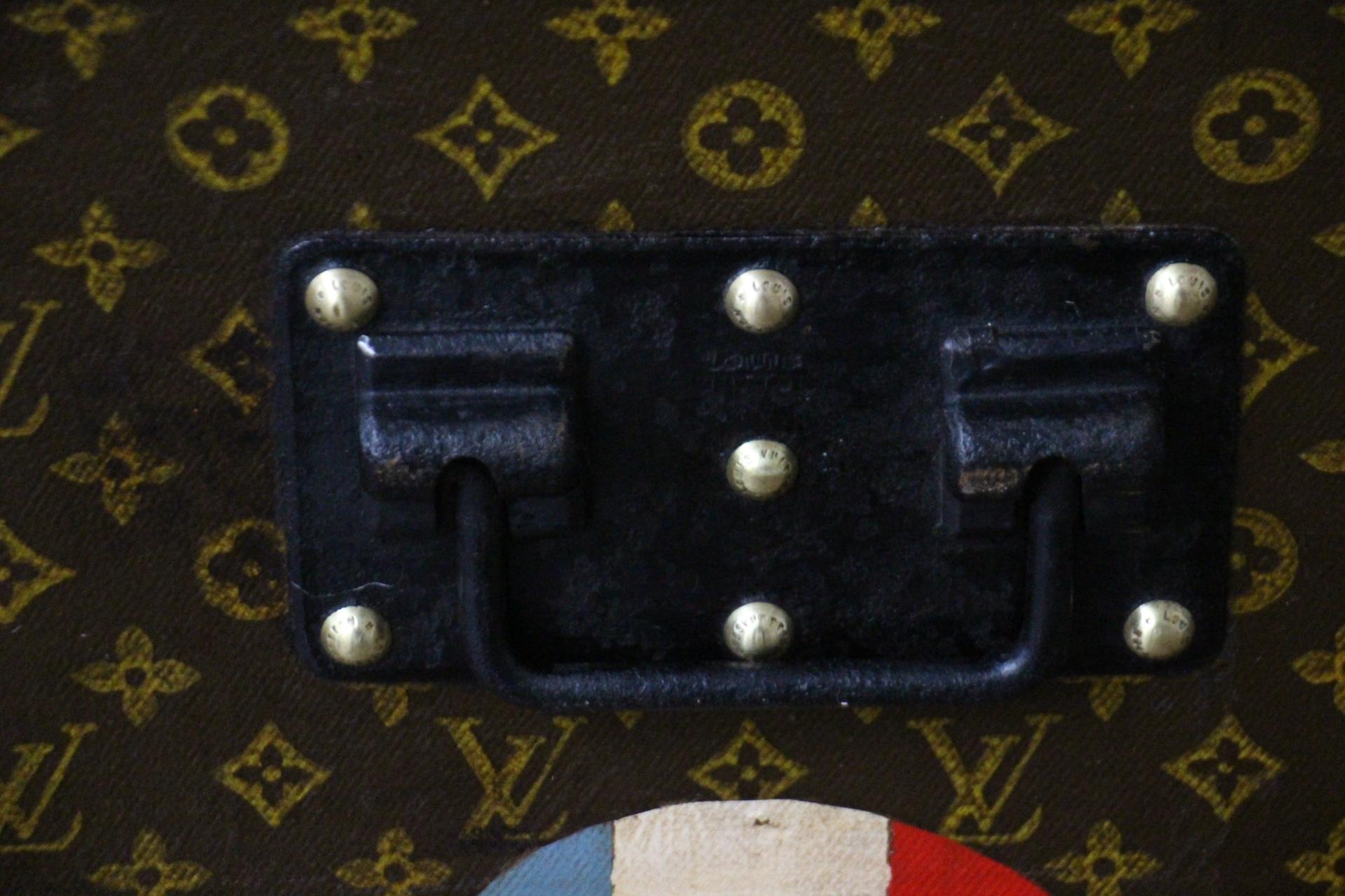 Louis Vuitton Trunk in Monogram Canvas, Vuitton Steamer Trunk 80 cm For Sale 1