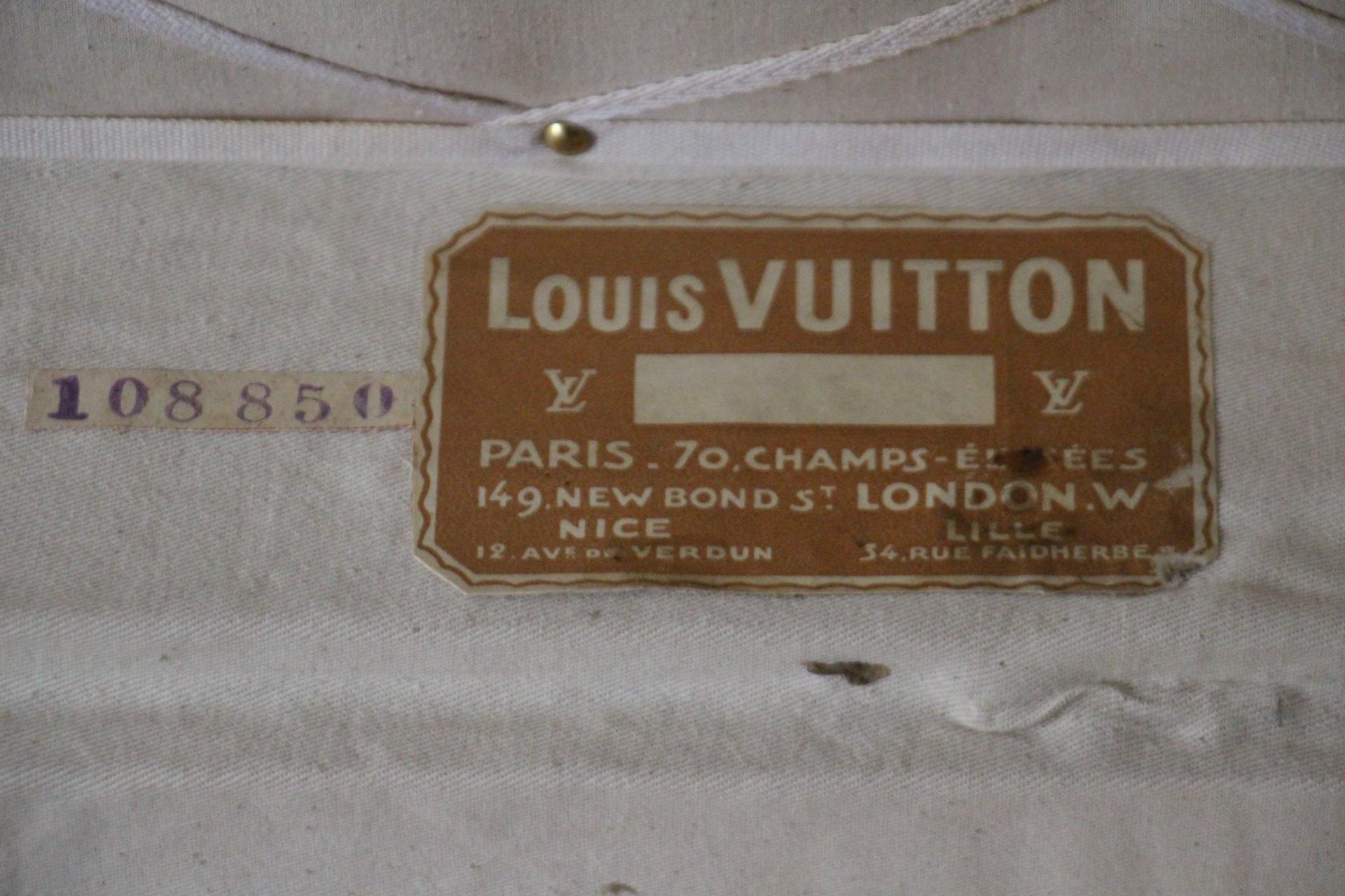 Louis Vuitton Trunk in Woven Canvas, Louis Vuitton 110 cm Steamer Trunk 10