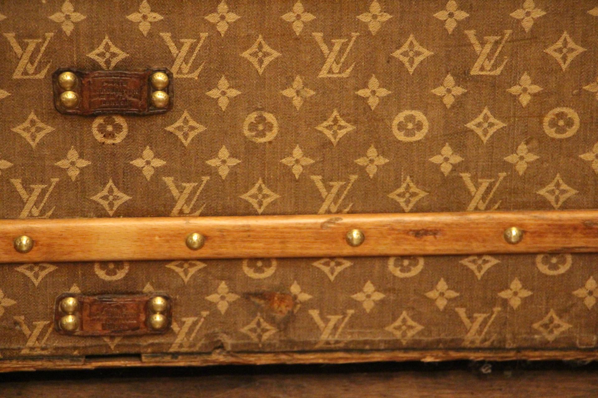 Wood Louis Vuitton Trunk in Woven Canvas, Louis Vuitton Steamer Trunk