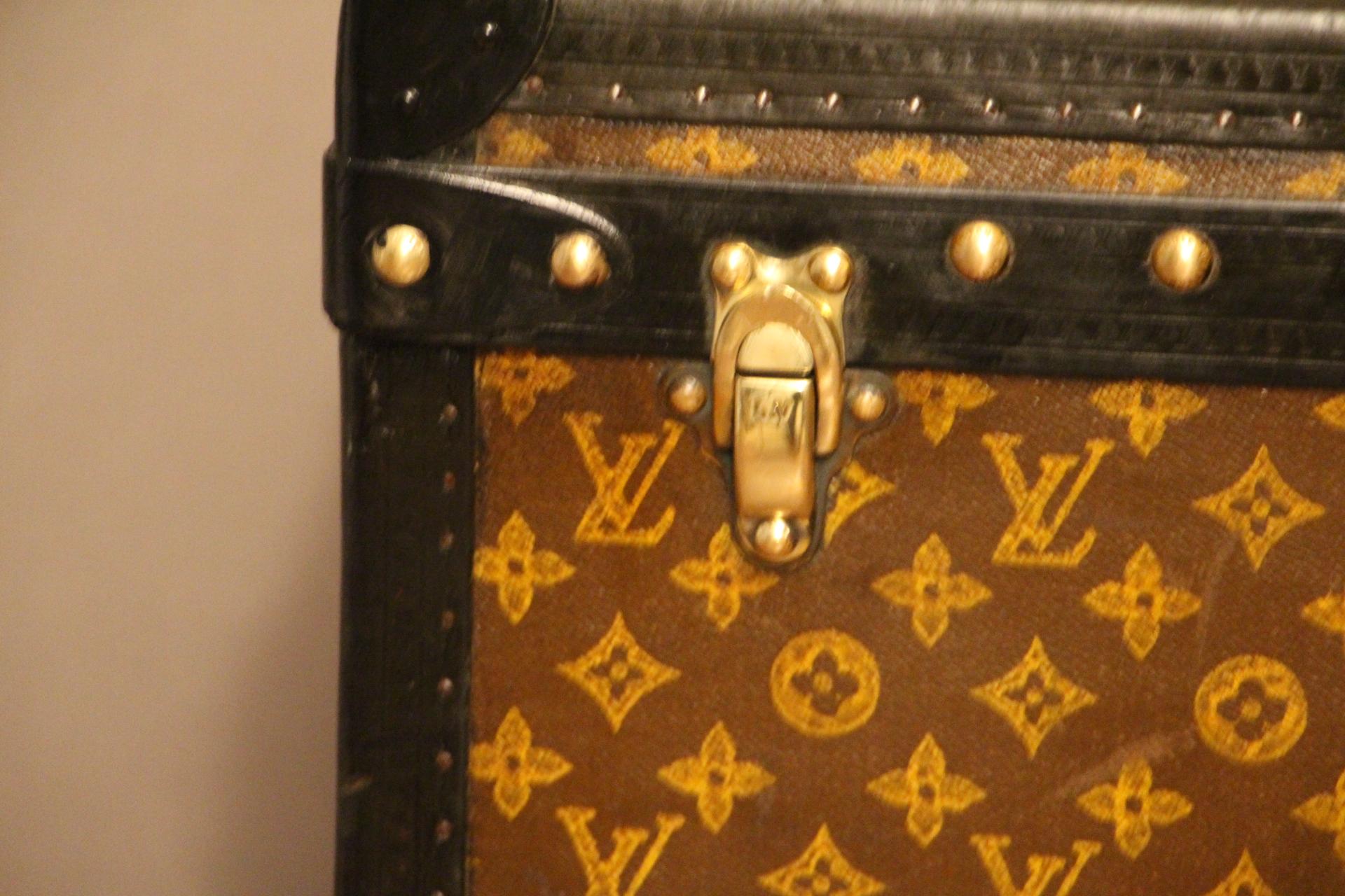 Early 20th Century Louis Vuitton Trunk, Louis Vuitton Hat Trunk