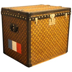 1920's Louis Vuitton Steamer Trunk in Stenciled Monogram, Louis Vuitton  Trunk For Sale at 1stDibs