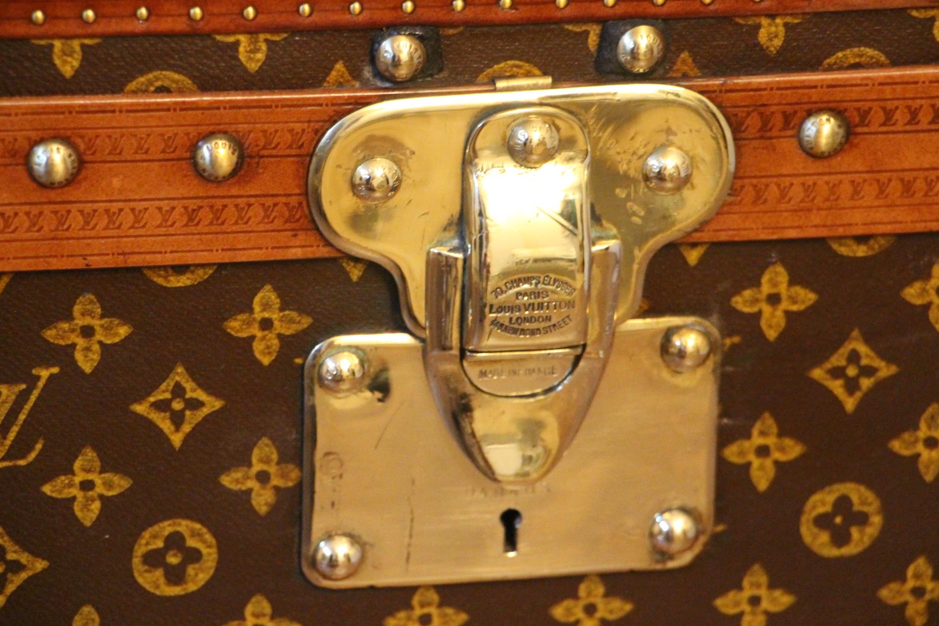 Mid-20th Century Louis Vuitton Trunk, Louis Vuitton Steamer Trunk, Louis Vuitton Courrier