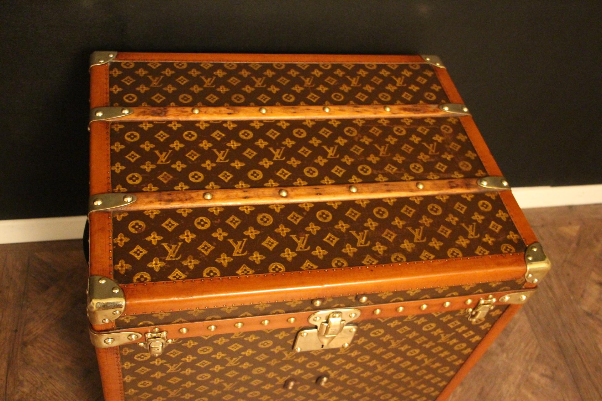 Early 20th Century Louis Vuitton Trunk, Louis Vuitton Steamer Trunk, Louis Vuitton Hat Trunk