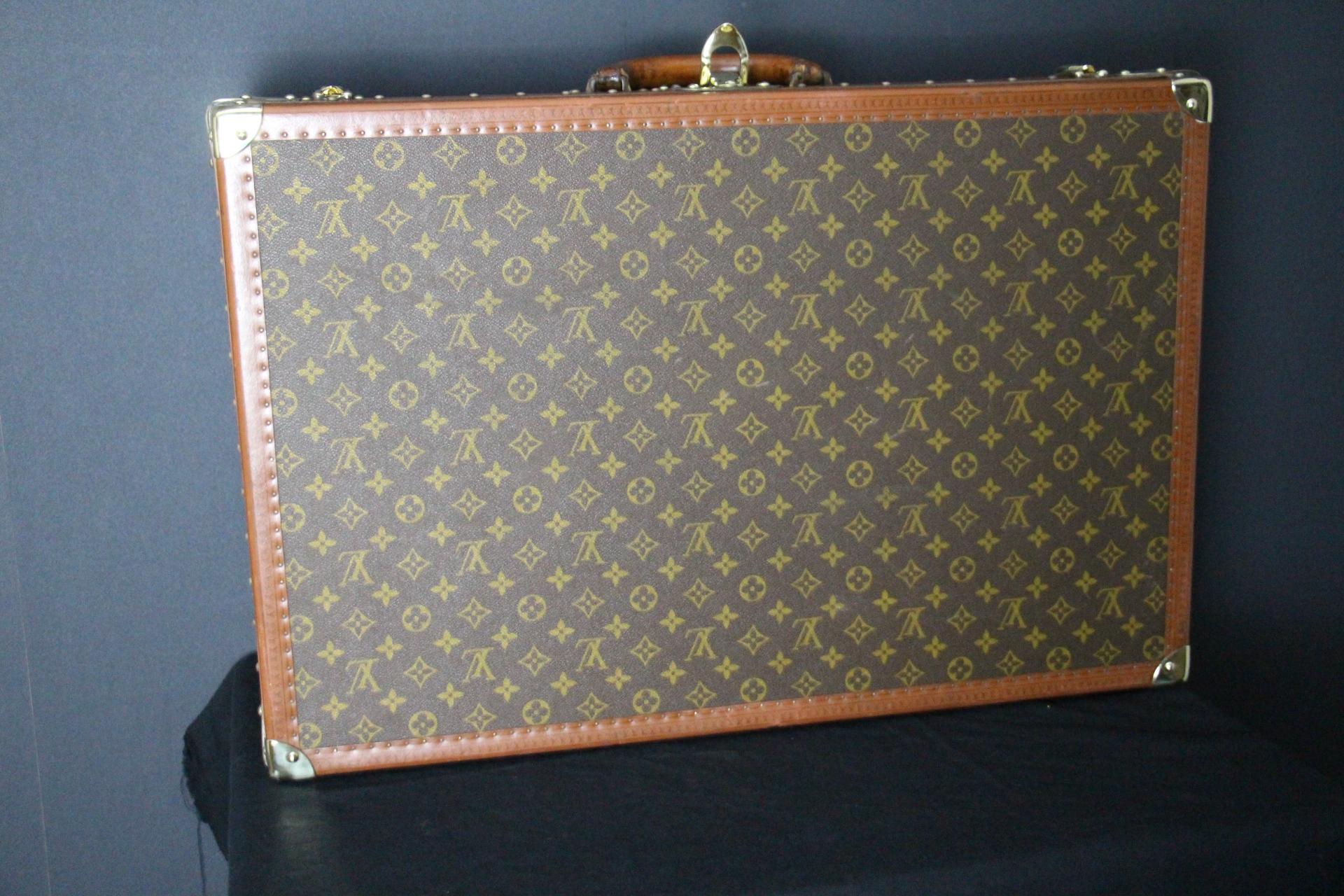 Louis Vuitton Trunk, Louis Vuitton Suitcase, Vuitton Steamer Trunk, Alzer 70 For Sale 7