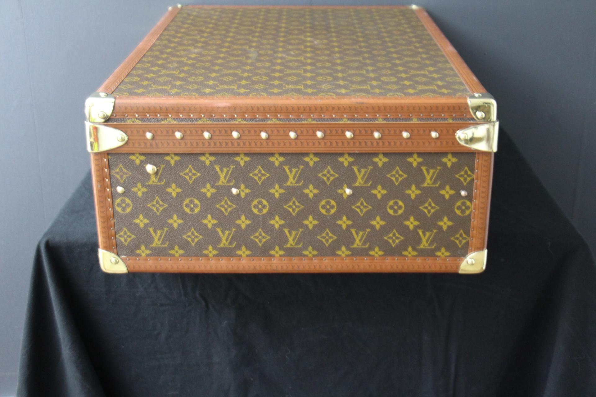 Louis Vuitton Trunk, Louis Vuitton Suitcase, Vuitton Steamer Trunk, Alzer 70 For Sale 3
