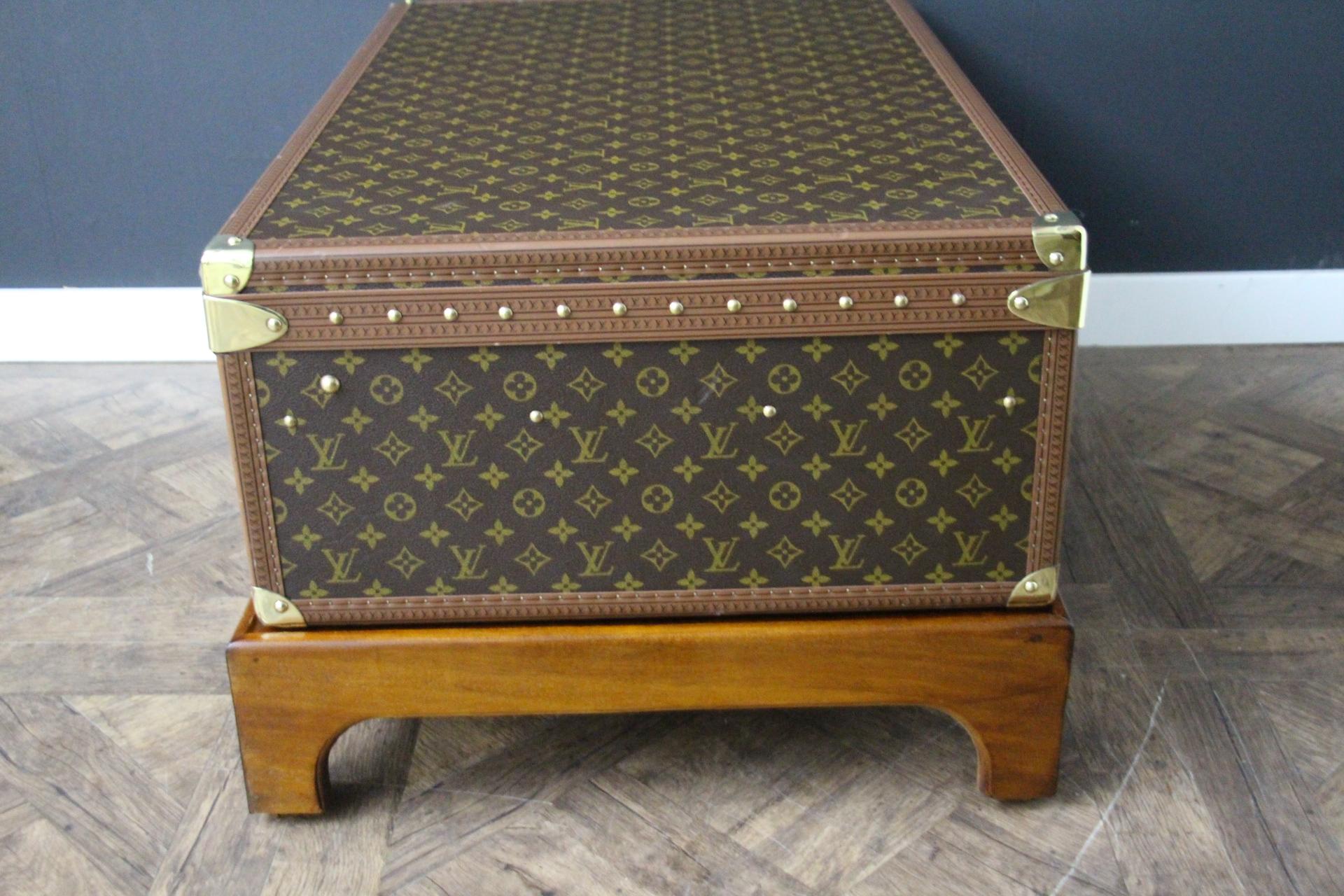 Louis Vuitton Trunk, Louis Vuitton Suitcase, Vuitton Steamer Trunk, Alzer 80 For Sale 4