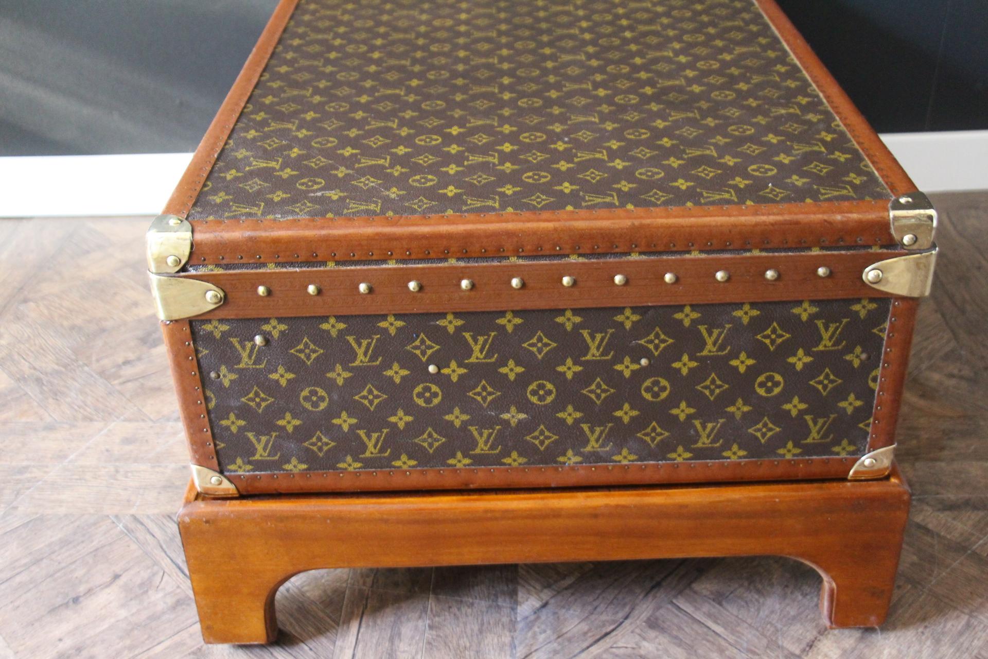 Louis Vuitton Trunk, Louis Vuitton Suitcase, Vuitton Steamer Trunk, Alzer 80 For Sale 4