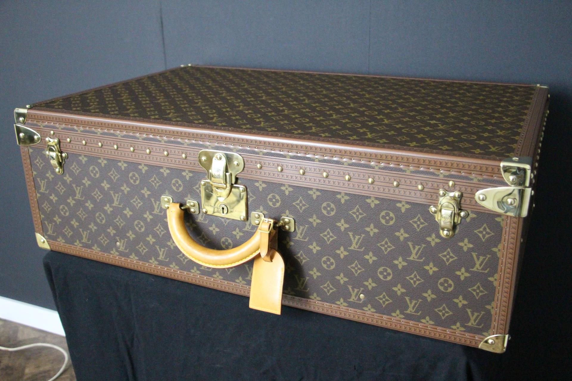 Louis Vuitton Trunk, Louis Vuitton Suitcase, Vuitton Steamer Trunk, Alzer 80 In Good Condition In Saint-Ouen, FR