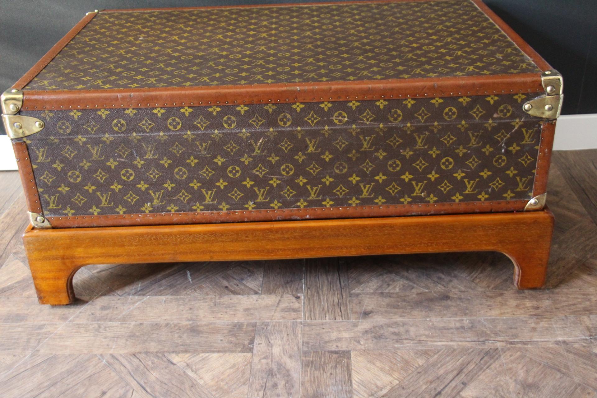 Louis Vuitton Trunk, Louis Vuitton Suitcase, Vuitton Steamer Trunk, Alzer 80 For Sale 3