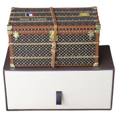 Louis Vuitton Trunk Miniature, Louis Vuitton trunk Paperweight