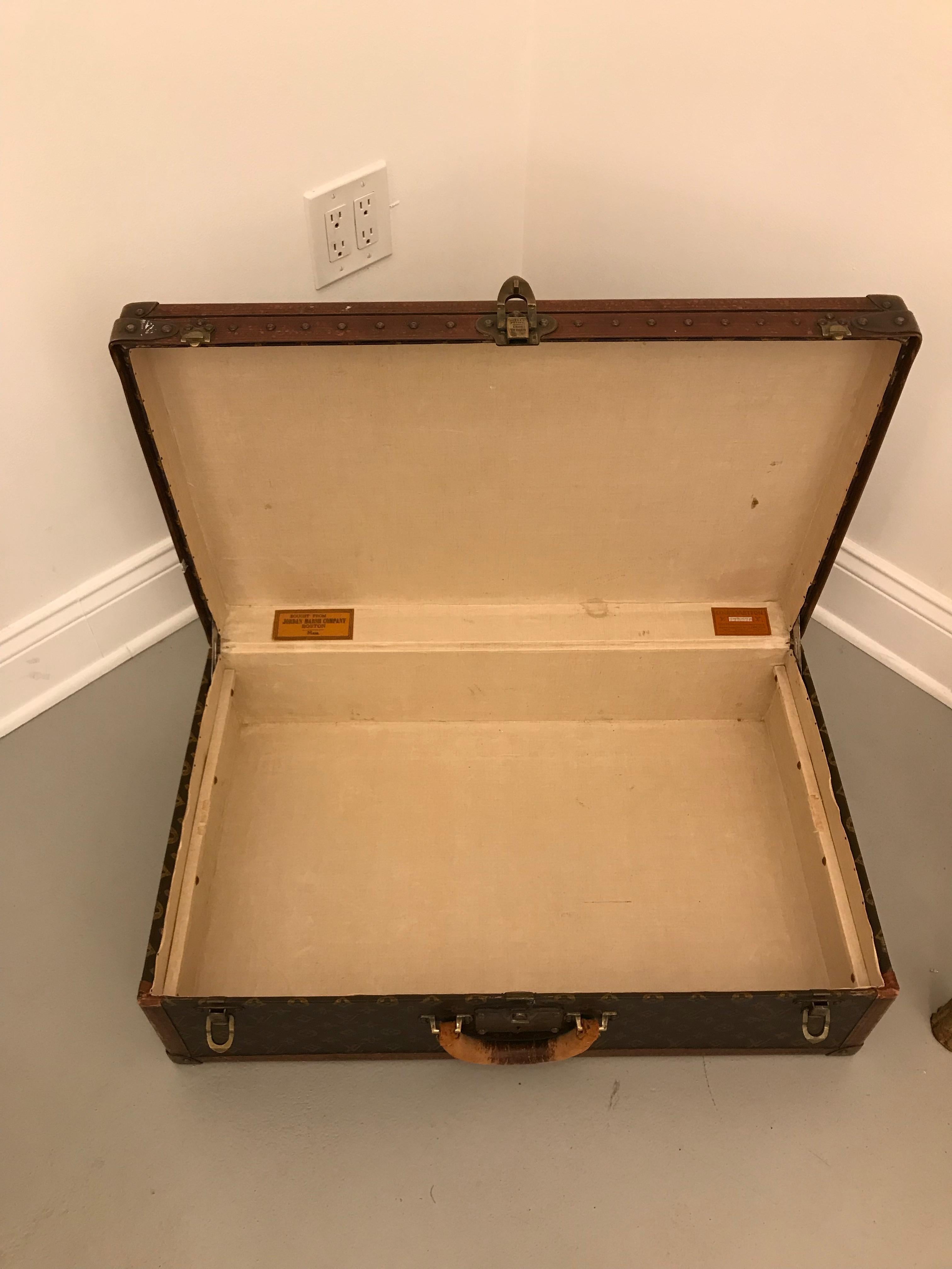 Louis Vuitton Trunk or Suitcase 7