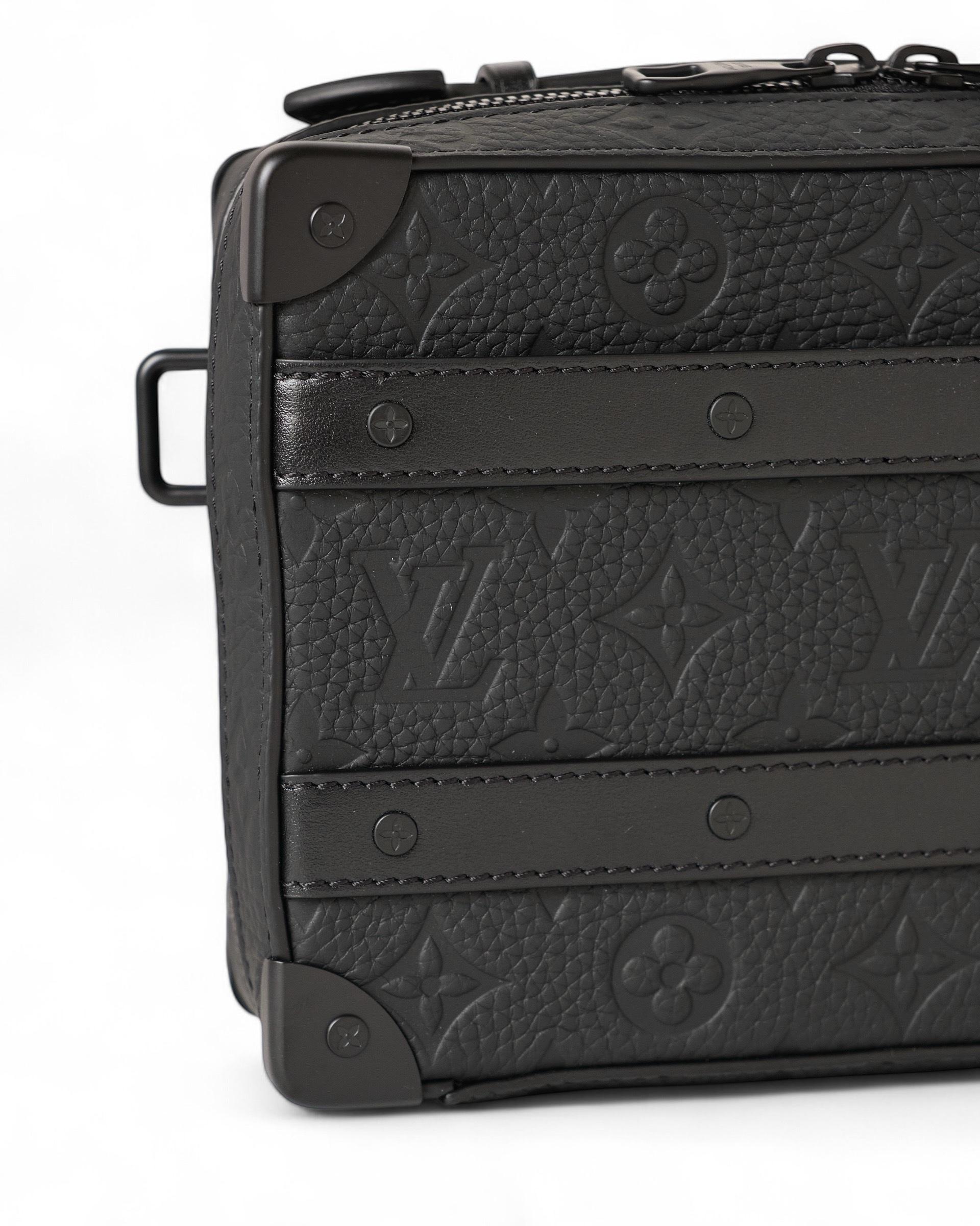 Louis Vuitton Trunk Soft MM Empreinte Black 6