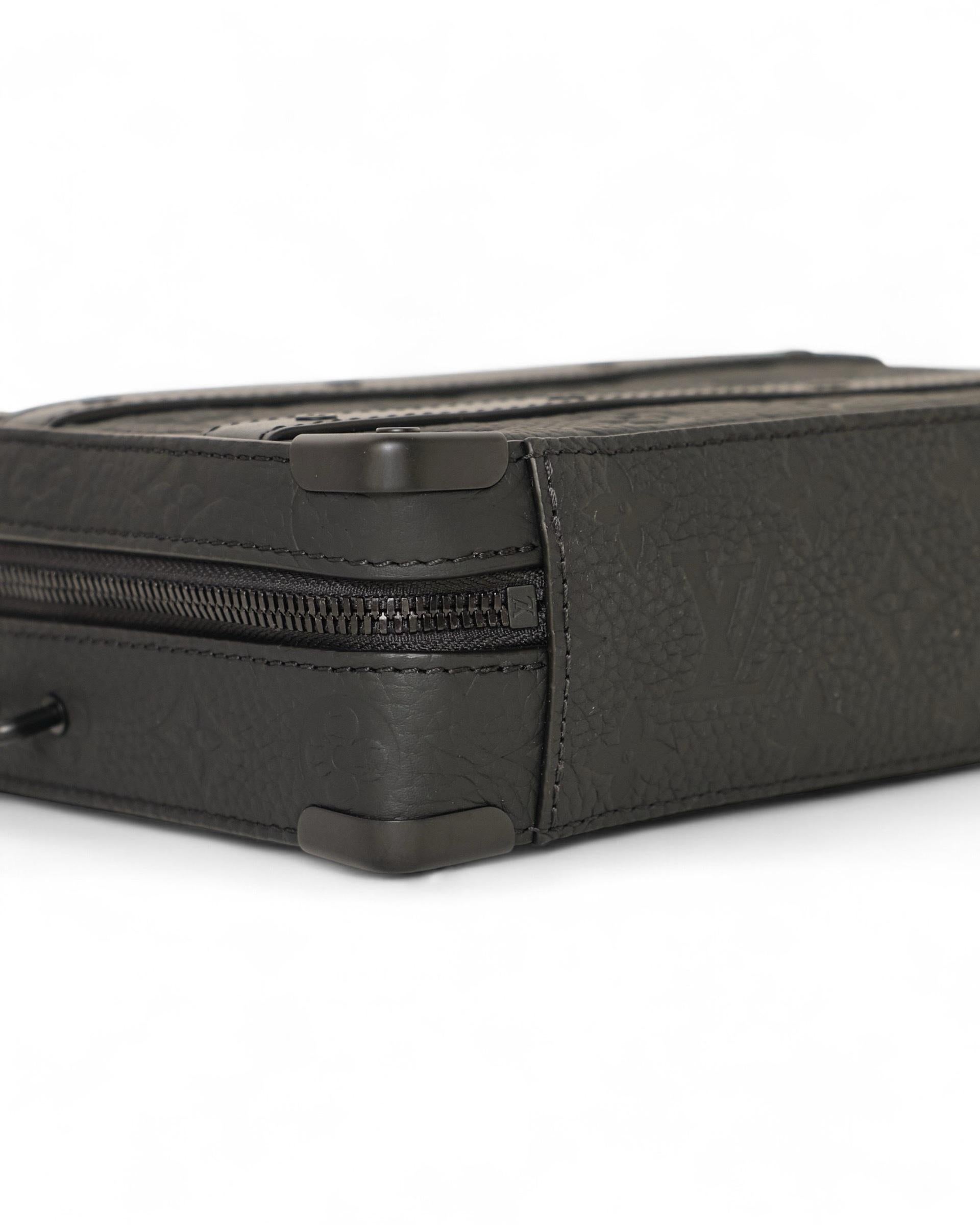Louis Vuitton Trunk Soft MM Empreinte Black 10