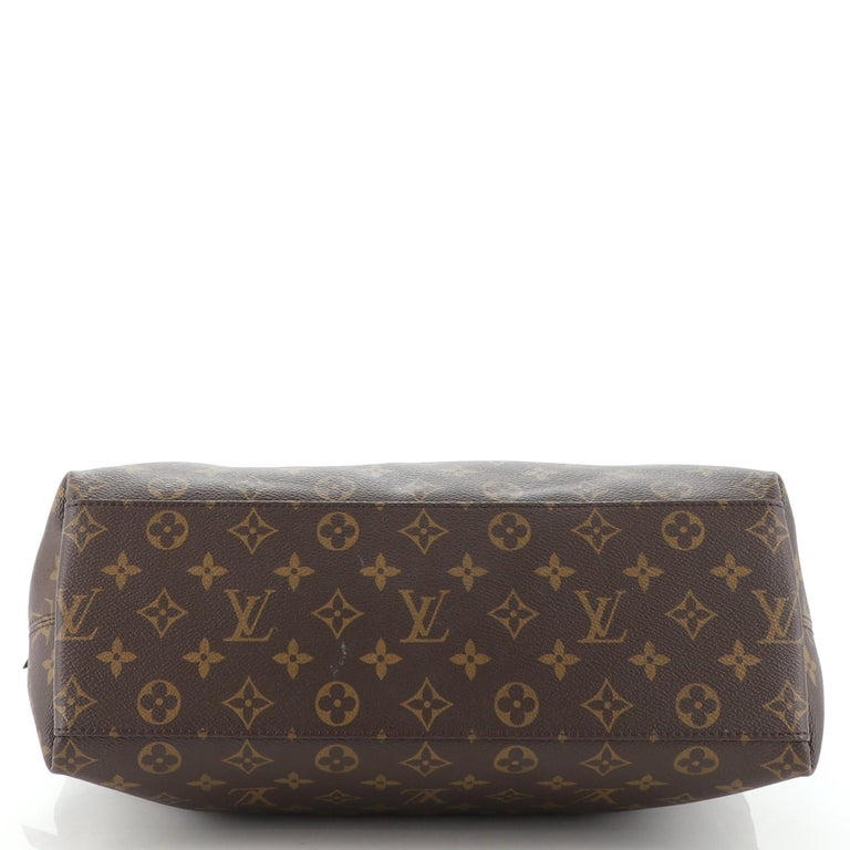 Louis Vuitton Tuileries Hobo Monogram Canvas with Leather In Good Condition For Sale In NY, NY