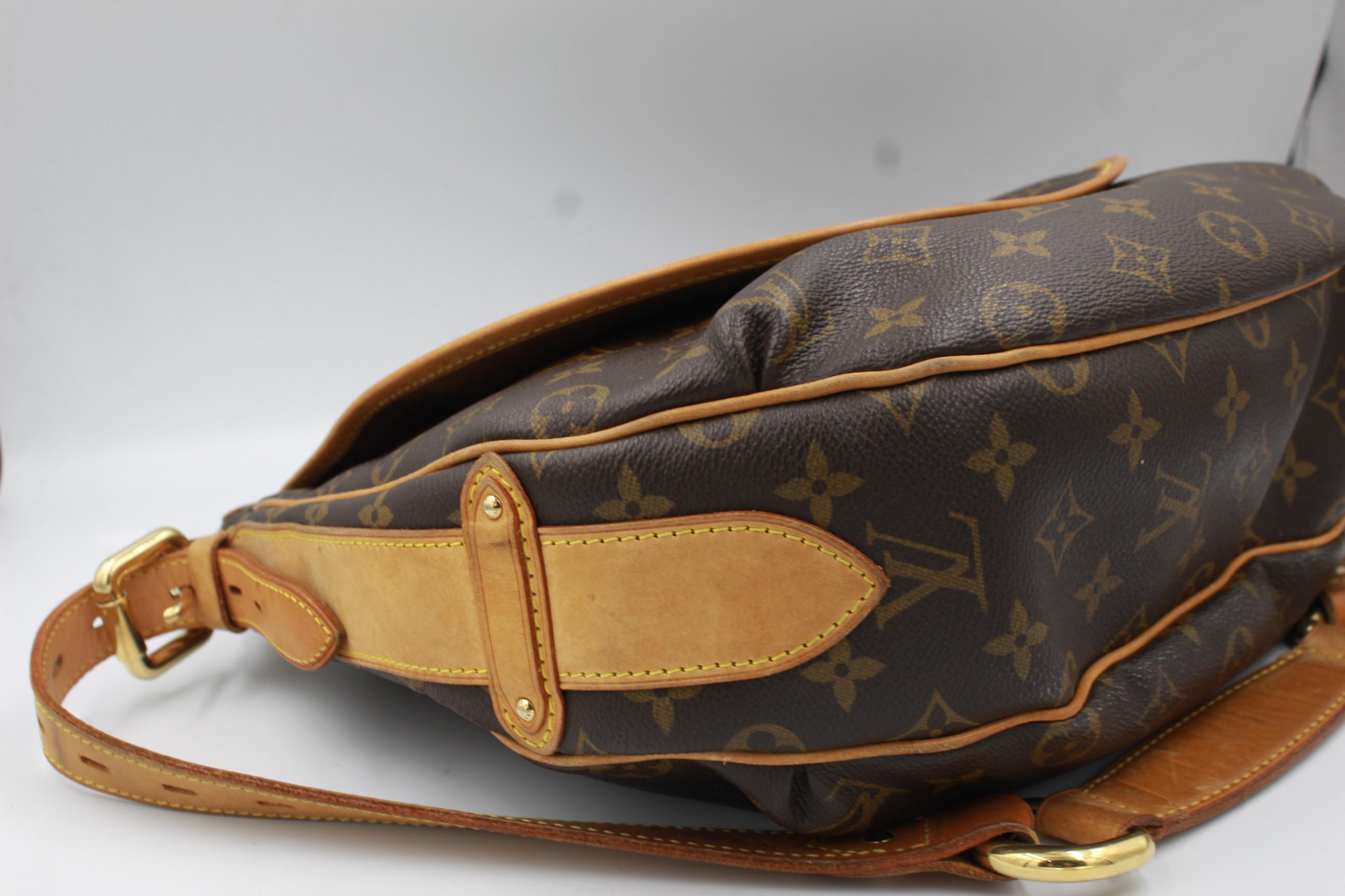 Brown Louis Vuitton Tulum handbag in monogram canvas For Sale