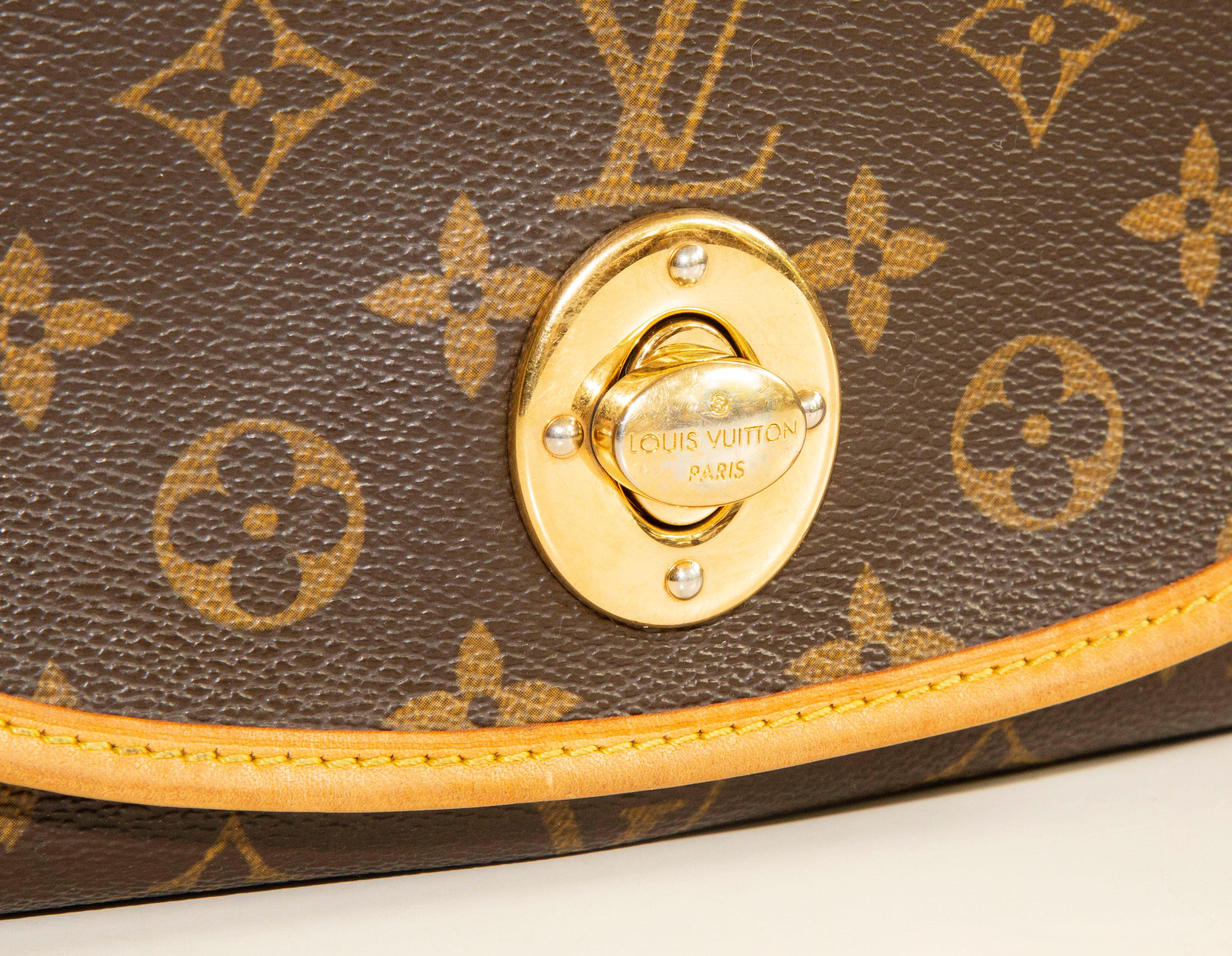 Louis Vuitton Tulum PM aus braunem Monogramm-Leinwand im Angebot 1