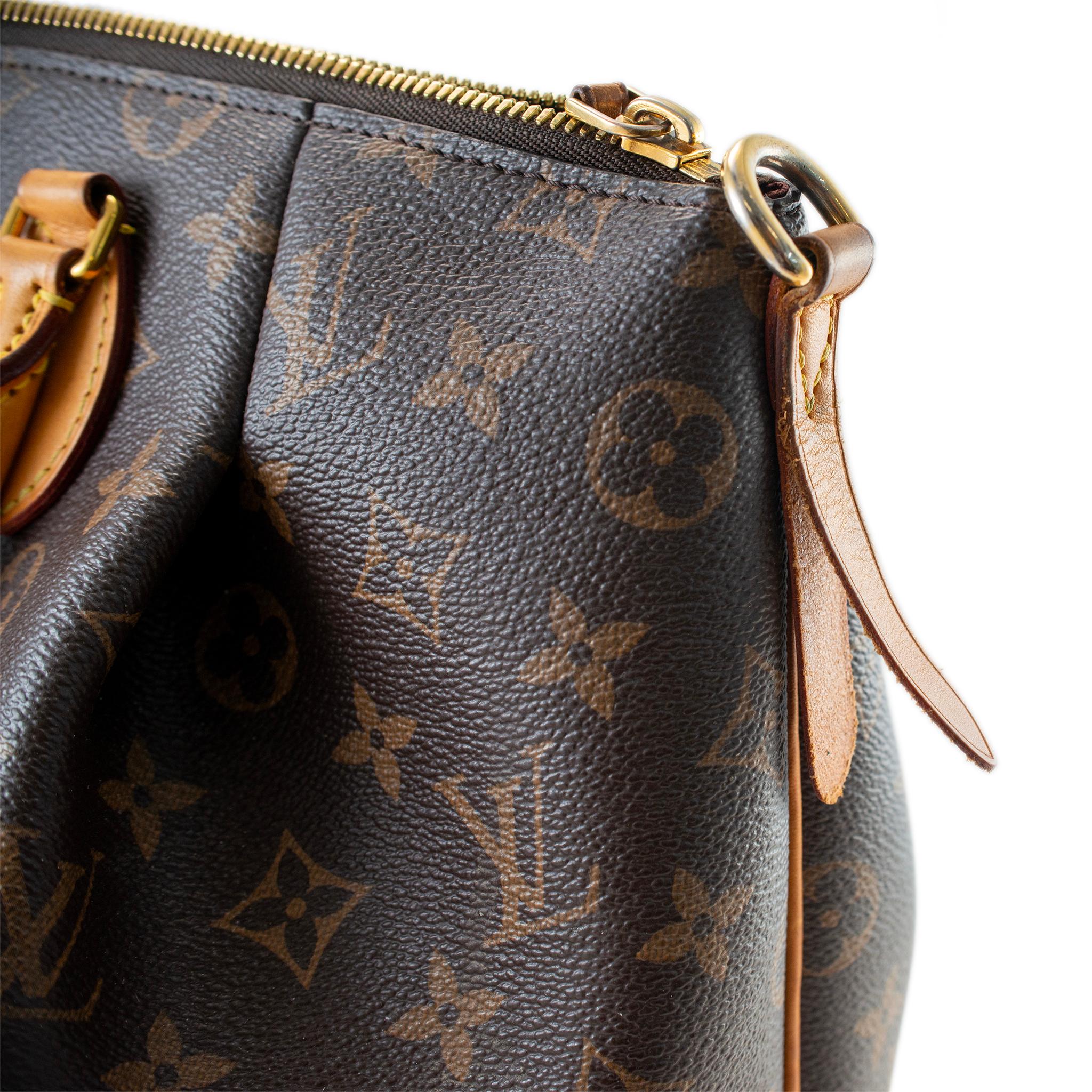 Louis Vuitton Turenne MM M48814 Monogram Canvas Handbag For Sale