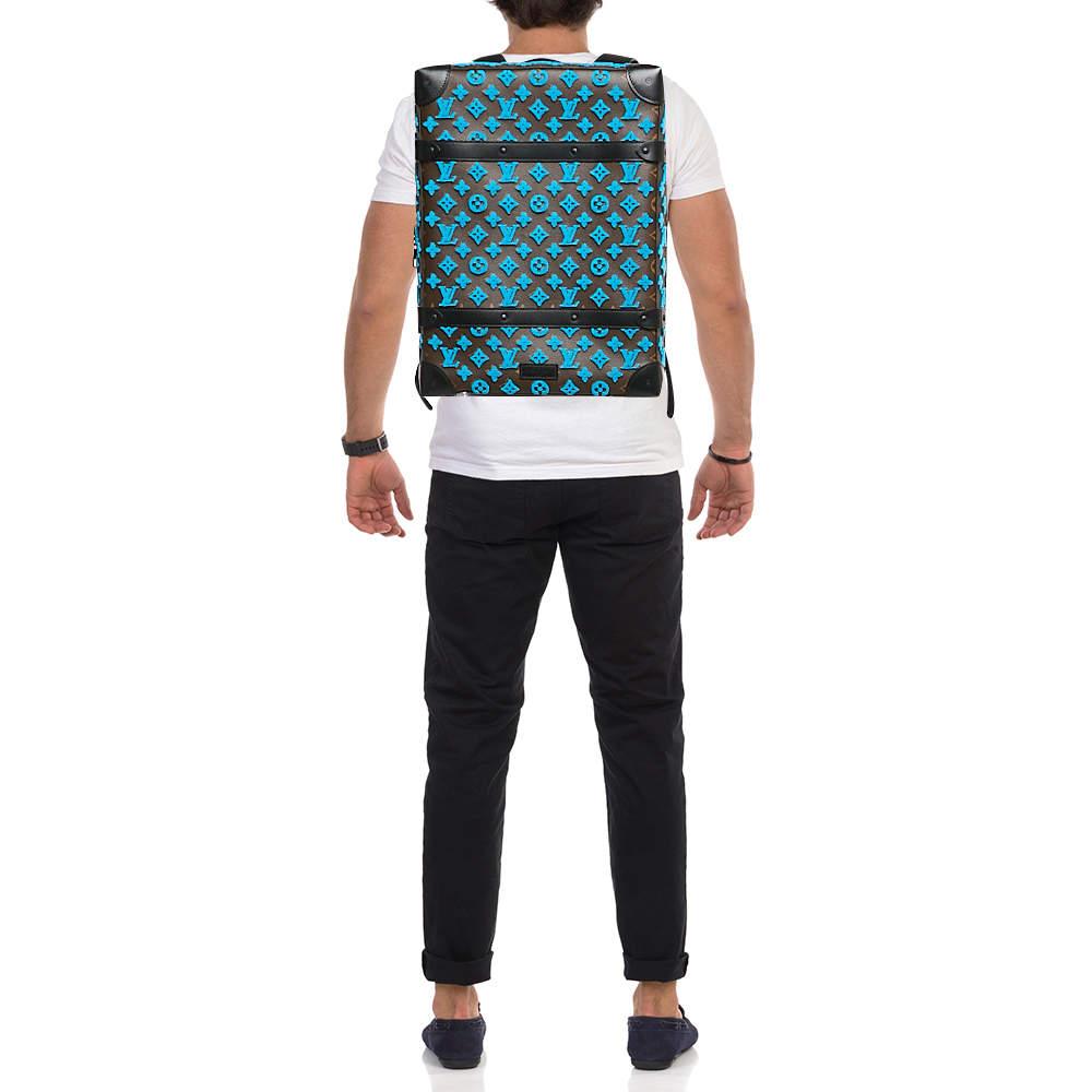This practical and fashionable backpack will come in handy for daily use or as a style statement. It is smartly designed with a spacious interior for your belongings. Two shoulder straps make it ready to be yours.