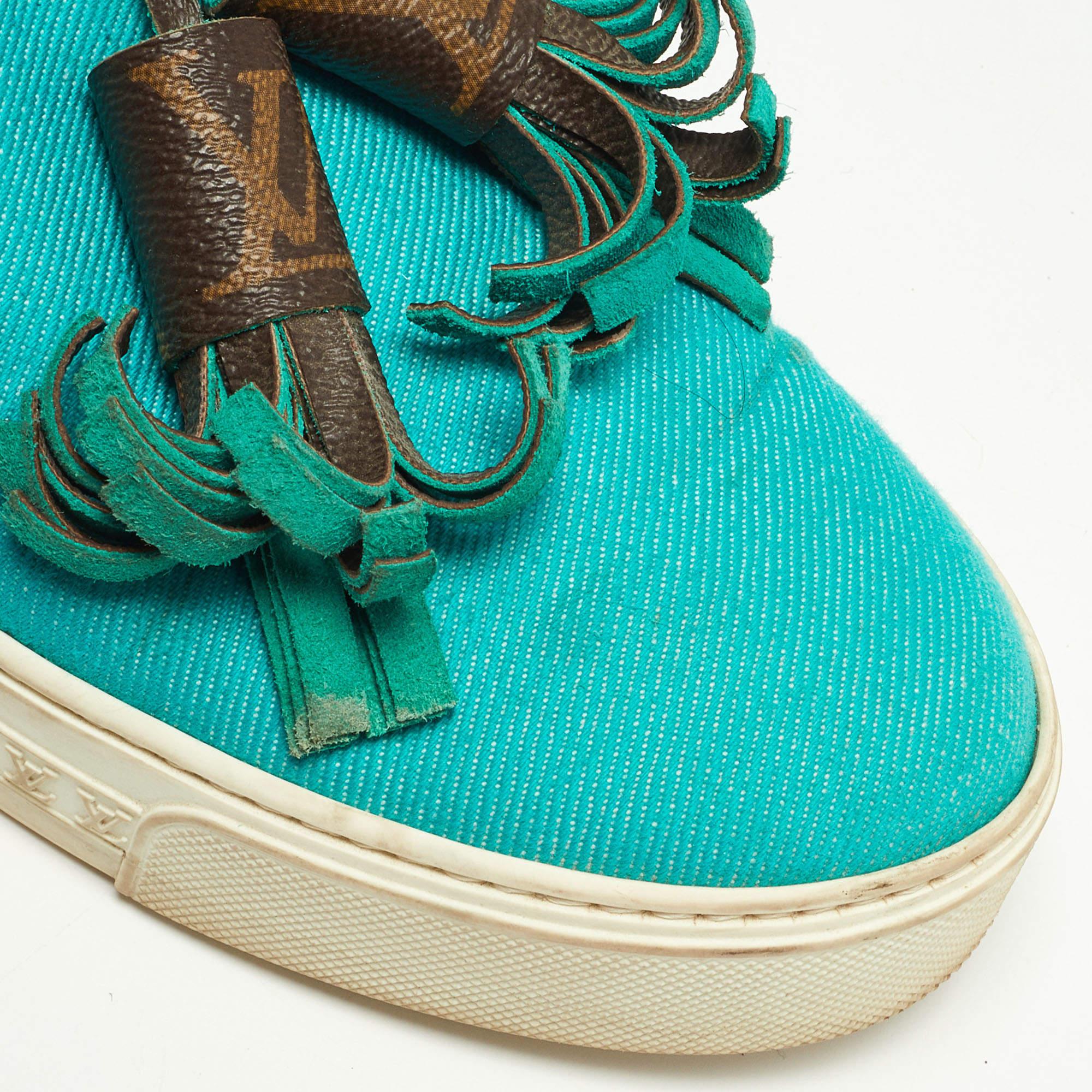 Louis Vuitton - Scarpe da Ginnastica Slip On in Tessuto Twill Turchese e Monogram in Tela Taglia 37 in vendita 2