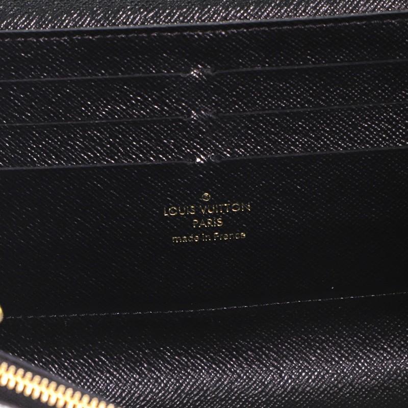 Women's or Men's Louis Vuitton Twist Chain Wallet Bird Motif Epi Leather