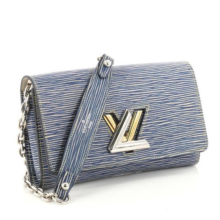 Louis Vuitton Wallet And Chain - 20 For Sale on 1stDibs  lv wallet on chain  price, lv wallet with chain, wallet chain lv