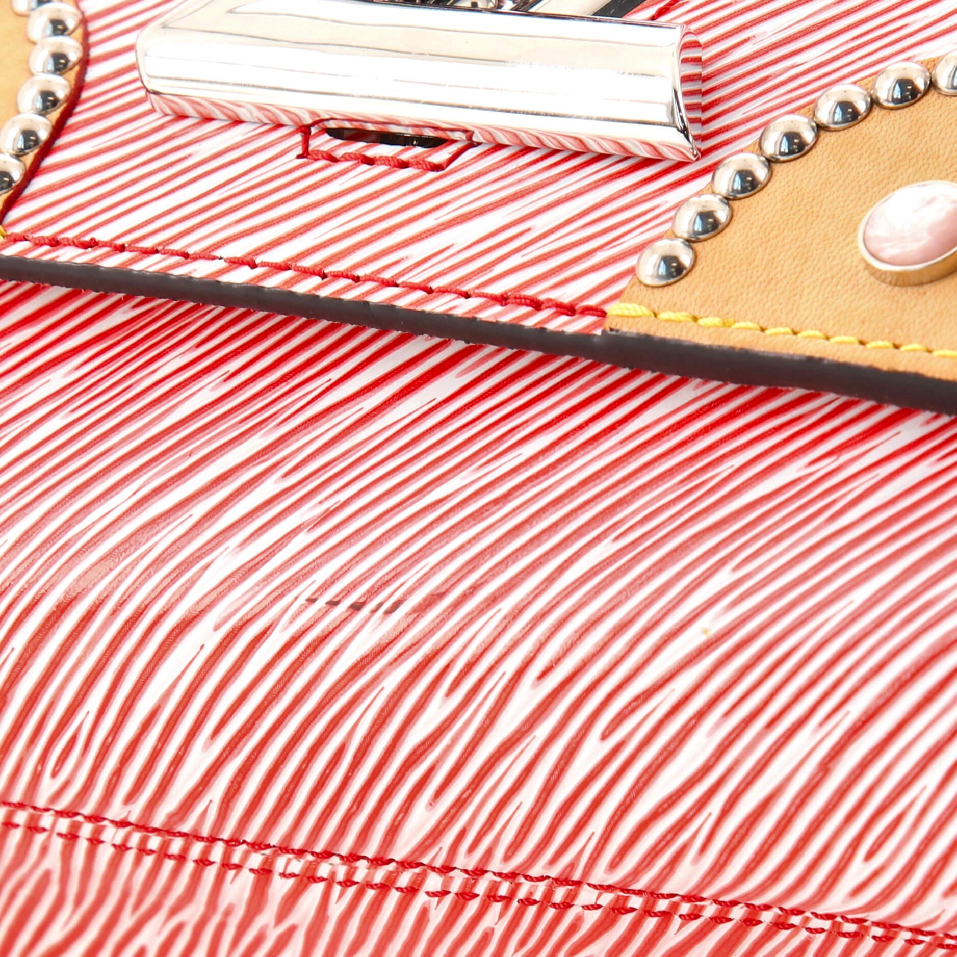 Sac à main Louis Vuitton Twist en cuir épi clouté MM 2