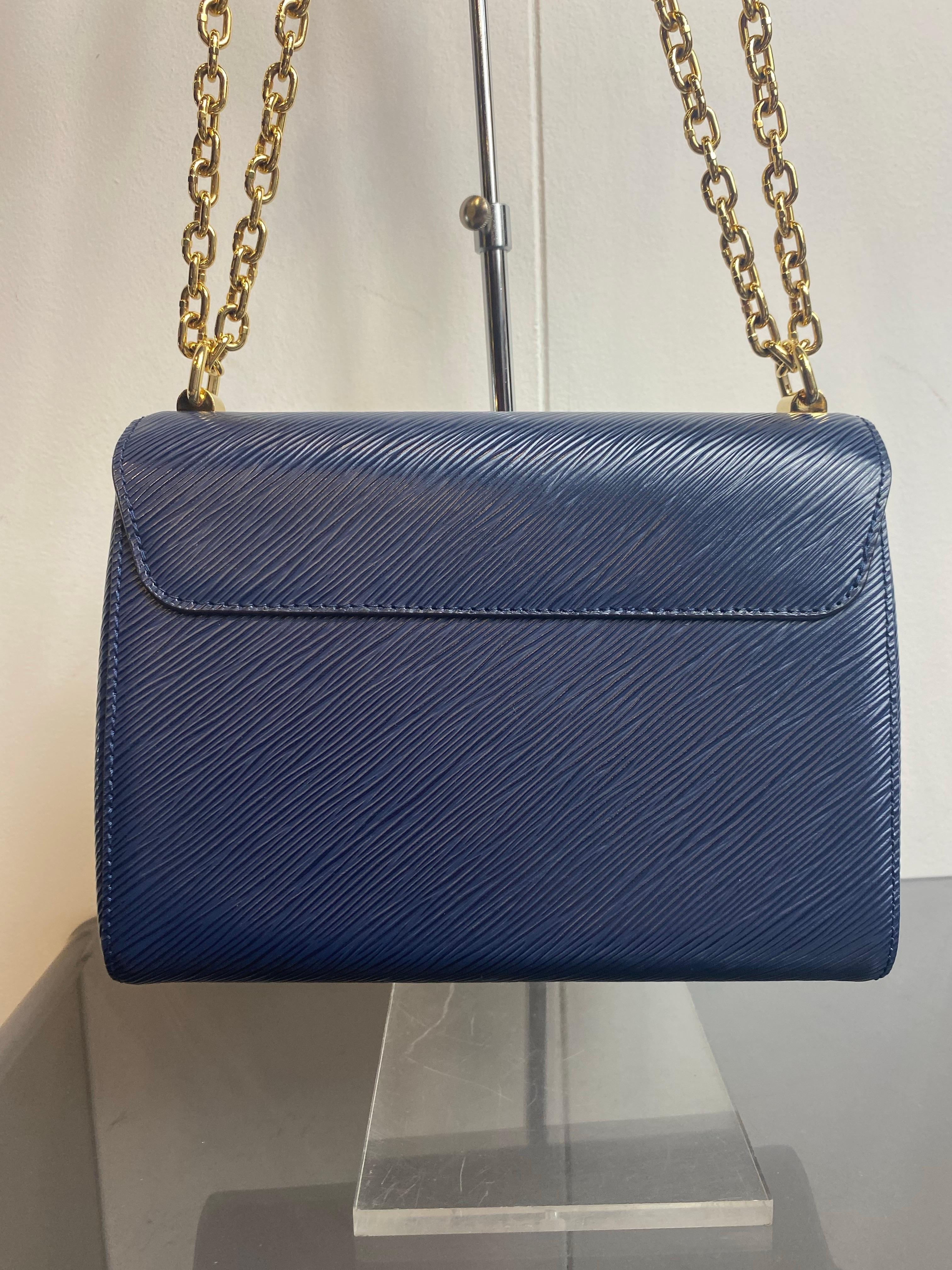 Louis Vuitton Twist in pelle Epi blu. in vendita 5