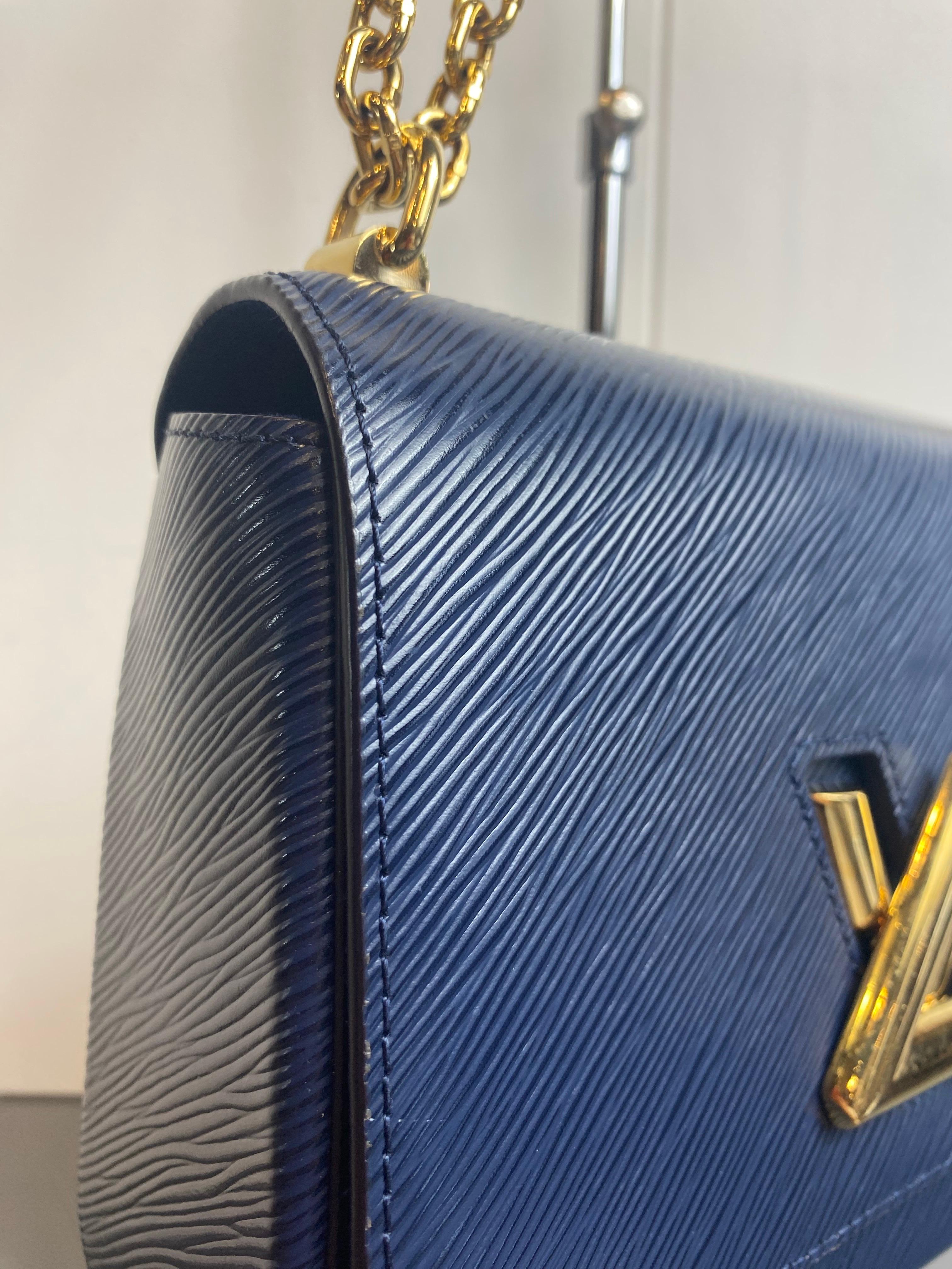 Louis Vuitton Twist in pelle Epi blu. in vendita 2